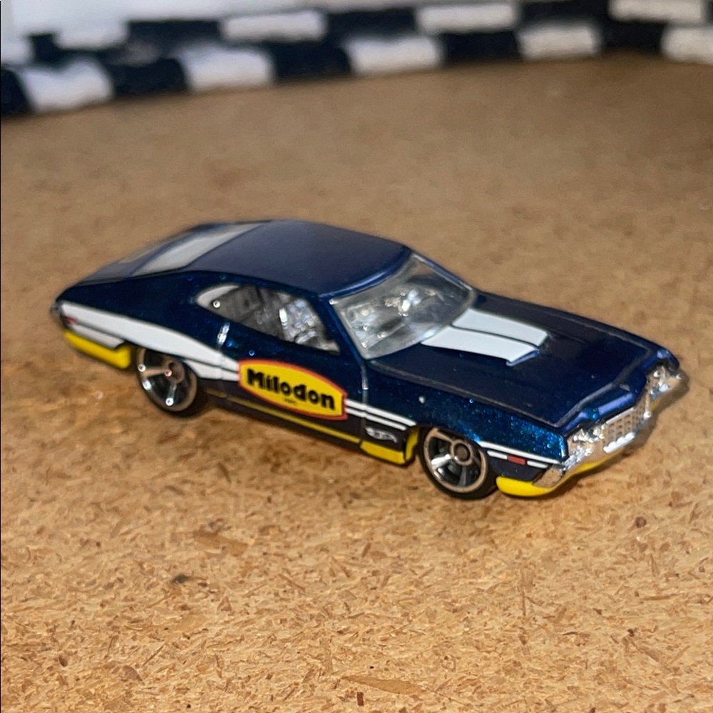 2010 Mattel 1972 Ford Grand Torino Sport Toy Car